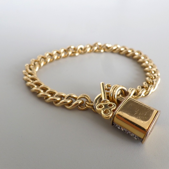 Crystal Locket on Gold Juicy Couture Bracelet - Picture 4 of 4